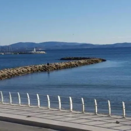 Duplex Climatise 4 Pers, Balcon, Parking Prive, Proche Plages Et Commerces - Fr-1-335-168 *