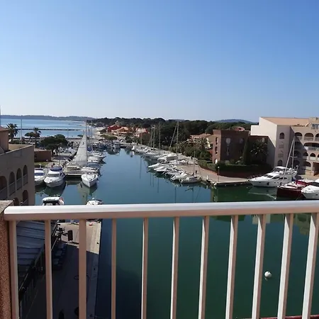 Duplex Climatise 4 Pers, Balcon, Parking Prive, Proche Plages Et Commerces - Fr-1-335-168